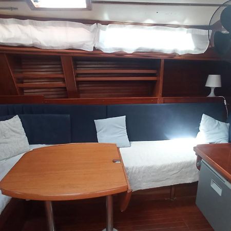 Best Barcelona Boat Experience Sant Adrià de Besòs Exteriör bild